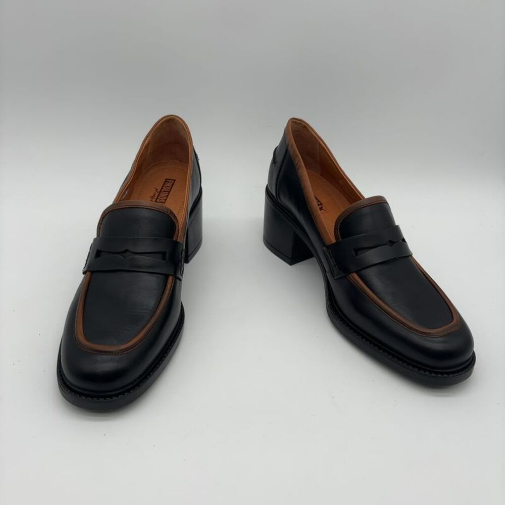 Unknown Loafers In Black